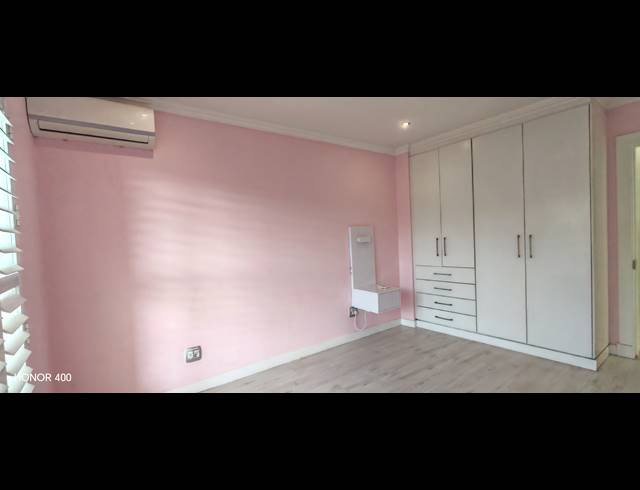 2.5 BEDROOM SEMI DETACHED FOR SALE IN KINDLEWOOD ESTATE